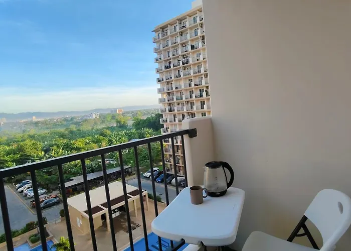 Swiftie-inspired With Pool! Lapulapu Cebu Apartment *